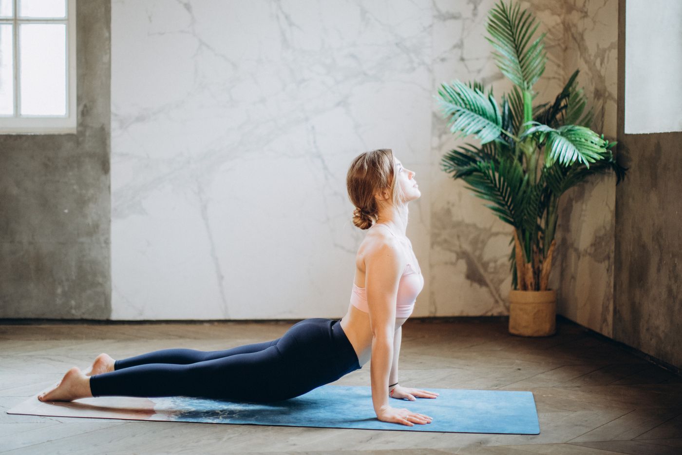 Yoga-Stundenplan Atmosphäre bei YogafinaFlow